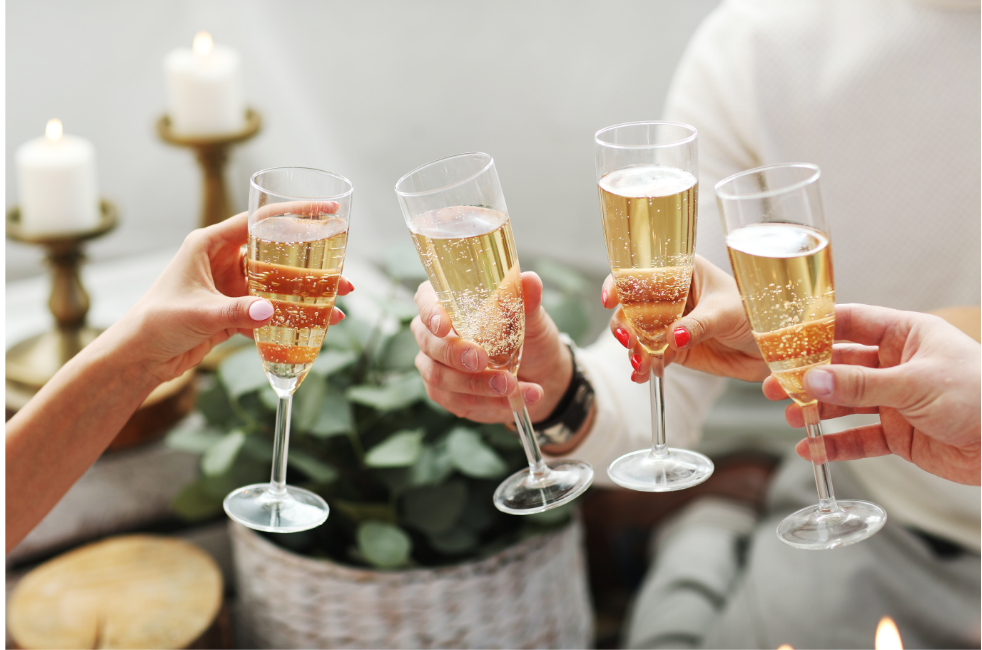 All About Bubbles: Champagne & Prosecco!